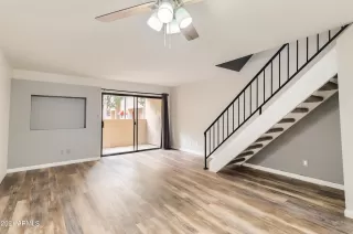 Photo #5: 6335439 Listing