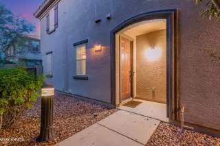 Photo #2: 6335534 Listing