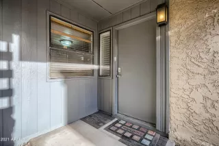 Photo #2: 6335613 Listing 