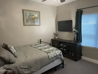 Photo #6: 6335666 Listing