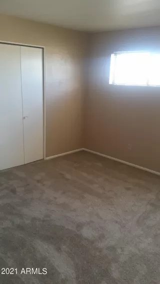 Photo #3: 6335746 Listing