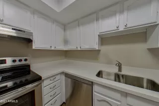 Photo #5: 6336075 Listing 