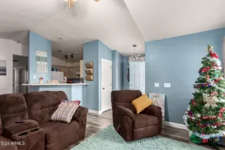 Photo #2: 6336370 Listing