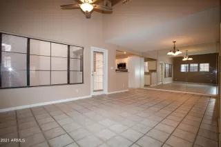 Photo #6: 6336448 Listing 