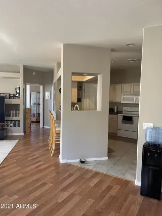 Photo #3: 6336584 Listing