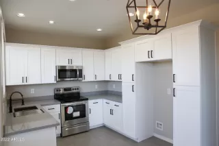 Photo #2: 6336594 Listing