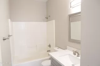 Photo #4: 6336594 Listing