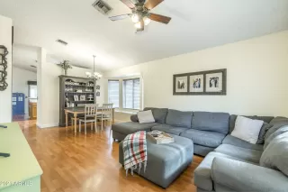 Photo #1: 6336607 Listing