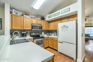 Photo #5: 6336607 Listing