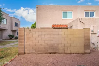 Photo #2: 6336673 Listing