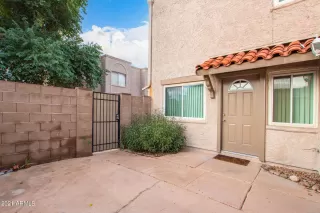 Photo #5: 6336673 Listing