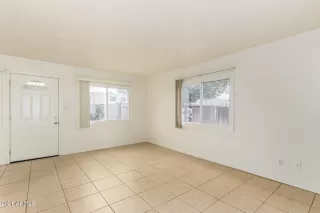 Photo #6: 6336673 Listing