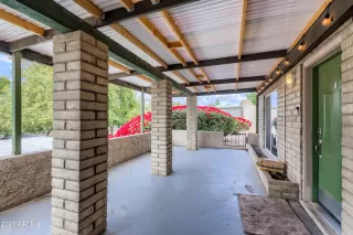 Photo #2: 6336710 Listing