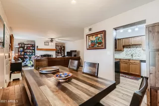 Photo #6: 6336710 Listing