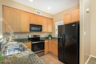 Photo #2: 6336782 Listing