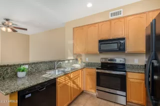 Photo #3: 6336782 Listing