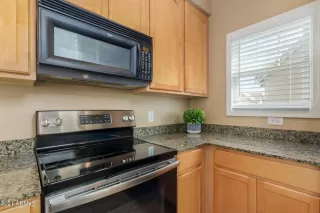 Photo #4: 6336782 Listing