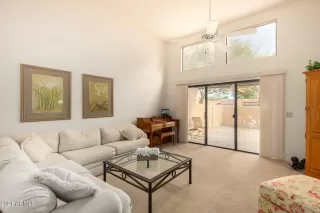 Photo #5: 6336848 Listing