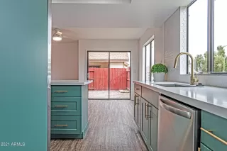 Photo #2: 6337006 Listing