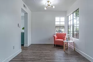 Photo #4: 6337006 Listing