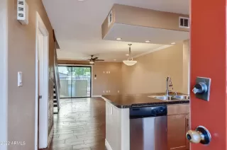 Photo #3: 6337083 Listing 