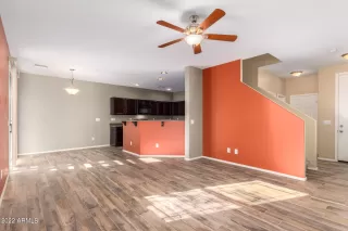 Photo #3: 6338002 Listing