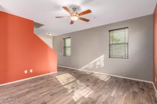 Photo #4: 6338002 Listing