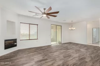 Photo #4: 6338138 Listing