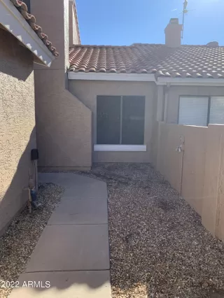 Photo #3: 6338201 Listing