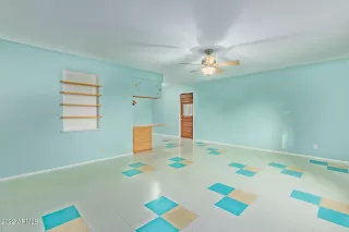 Photo #6: 6338294 Listing