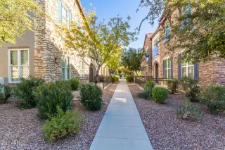 Photo #2: 6338856 Listing 