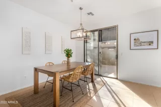 Photo #6: 6339106 Listing