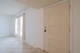 Photo #4: 6339209 Listing