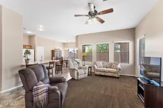 Photo #4: 6339407 Listing