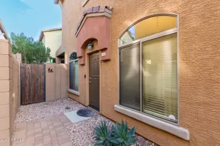 Photo #3: 6339735 Listing