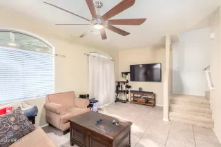 Photo #6: 6339735 Listing