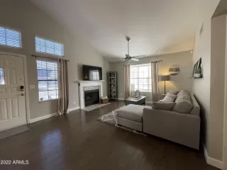 Photo #3: 6339789 Listing