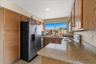 Photo #3: 6339889 Listing