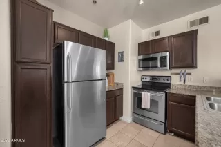 Photo #6: 6339977 Listing