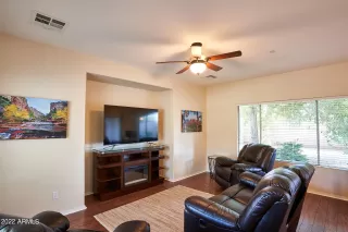 Photo #1: 6340036 Listing 
