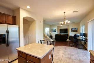 Photo #6: 6340036 Listing 