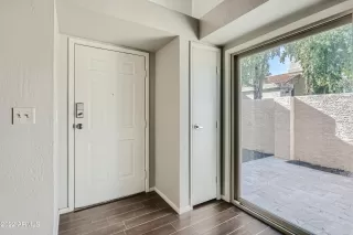 Photo #6: 6340102 Listing