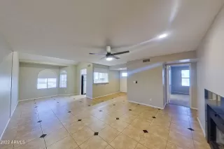 Photo #6: 6340264 Listing 