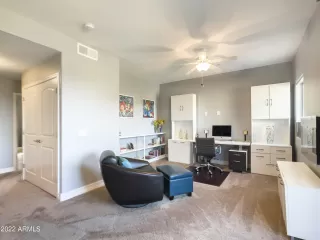 Photo #6: 6340408 Listing