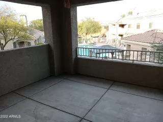 Photo #6: 6340463 Listing