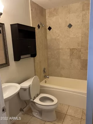 Photo #5: 6340814 Listing 