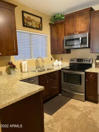 Photo #2: 6340944 Listing 