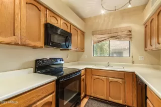 Photo #2: 6341273 Listing