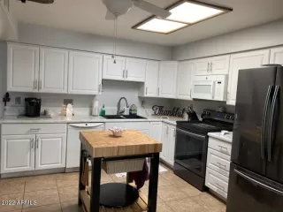 Photo #6: 6341300 Listing