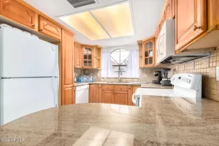 Photo #6: 6341348 Listing 